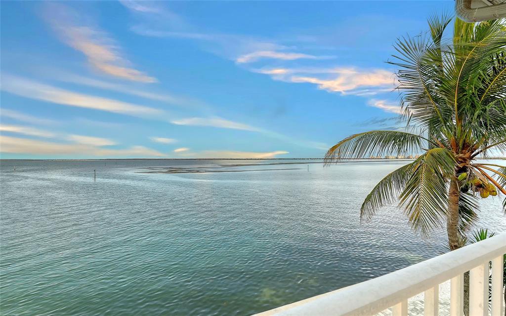 585 Gunwale Lane Longboat Key, FL 34228 - Photo 45 of 73 a view of beach and ocean