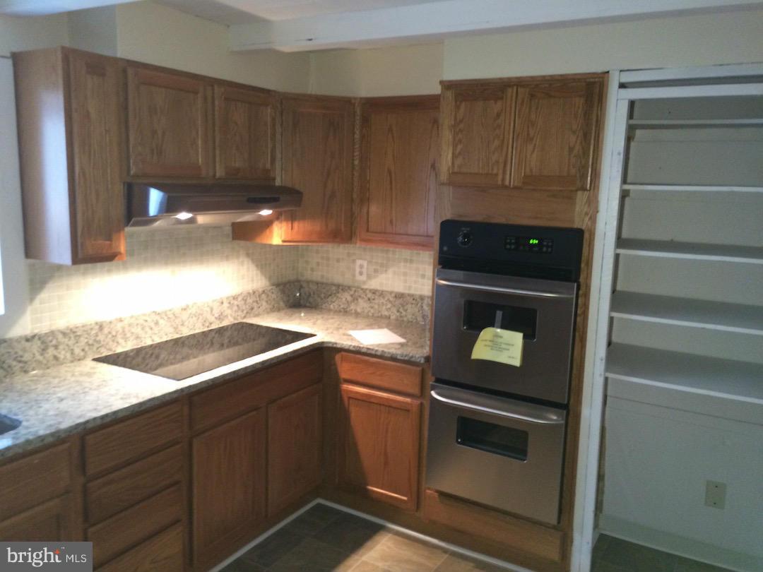 2213 Maple Road Baltimore, MD 21219 - Photo 2 of 24 NEW Kitchen
