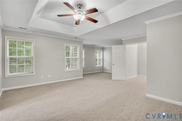 a view of a tennis court