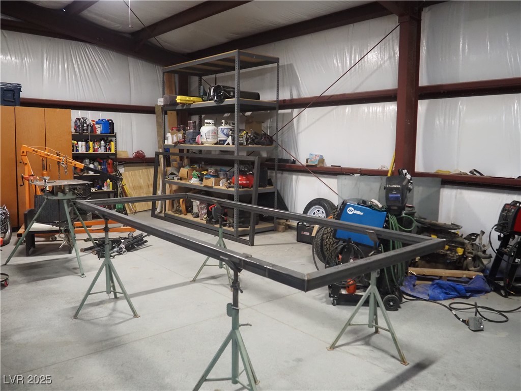 3485 Gally Road Pahrump, NV 89060 - Photo 44 of 90 Garage featuring a workshop area