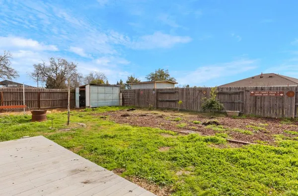 $364,000 | 365 J Street, Biggs, CA 95917