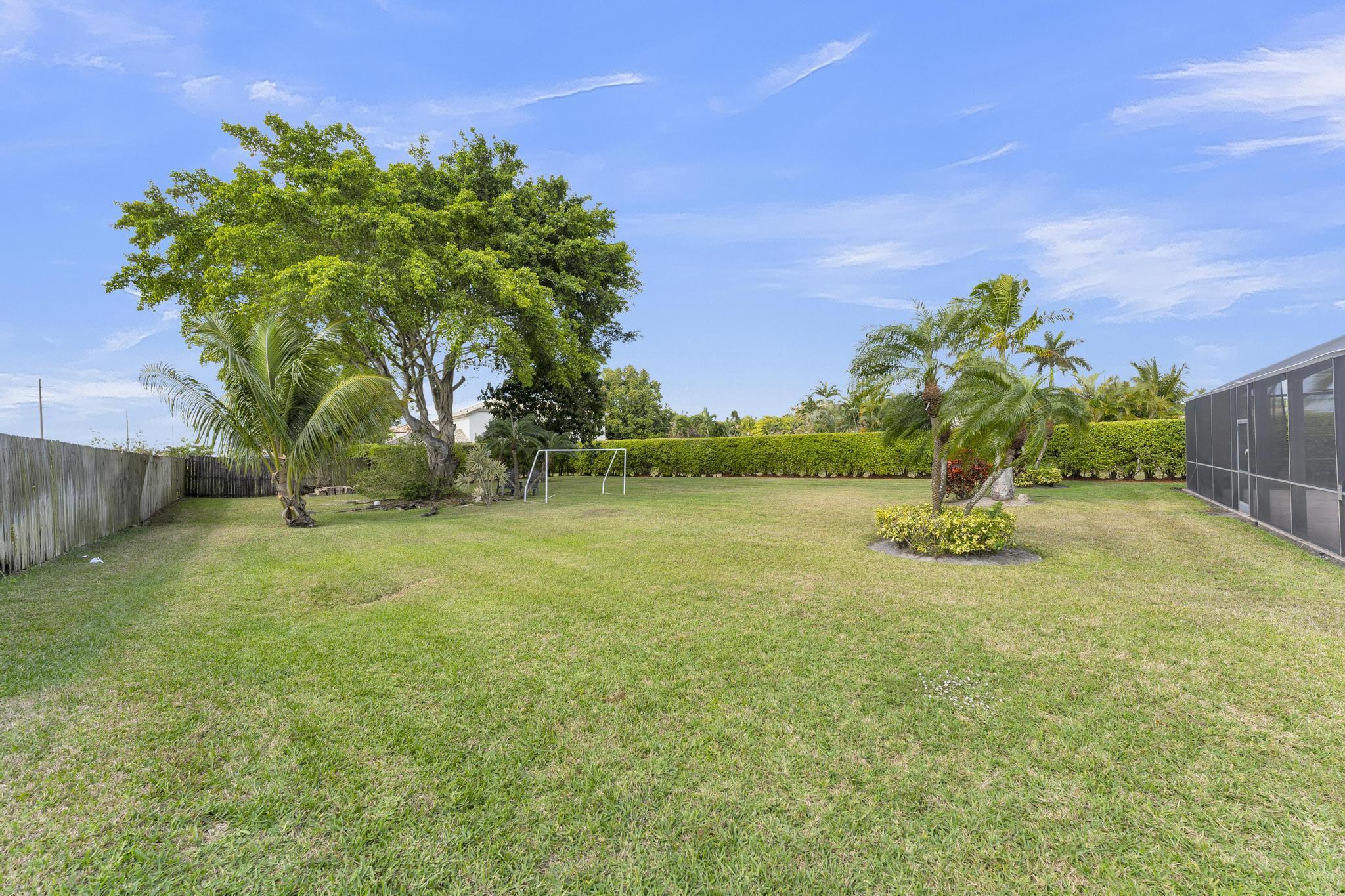 12370 St Simon Drive Boca Raton, FL 33428 - Photo 46 of 49 Backyard
