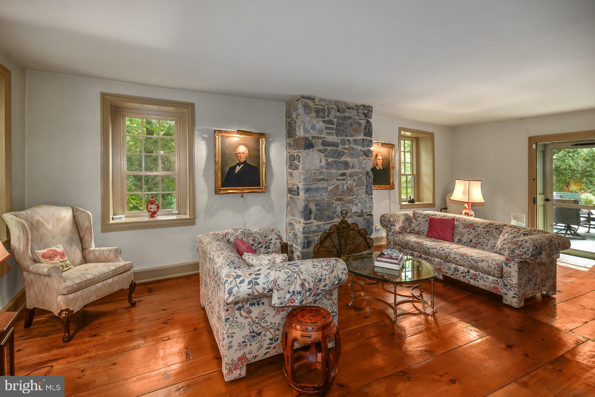 2536 Riverbend Road Allentown, PA 18103 - Photo 11 of 48 Gallery Image 11