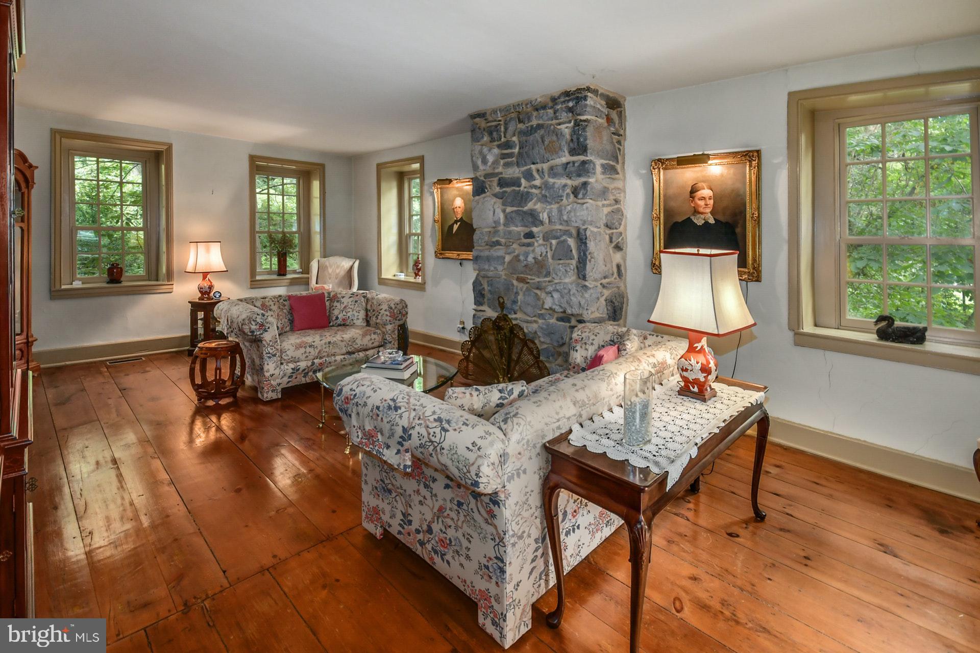 2536 Riverbend Road Allentown, PA 18103 - Photo 12 of 48 Gallery Image 12