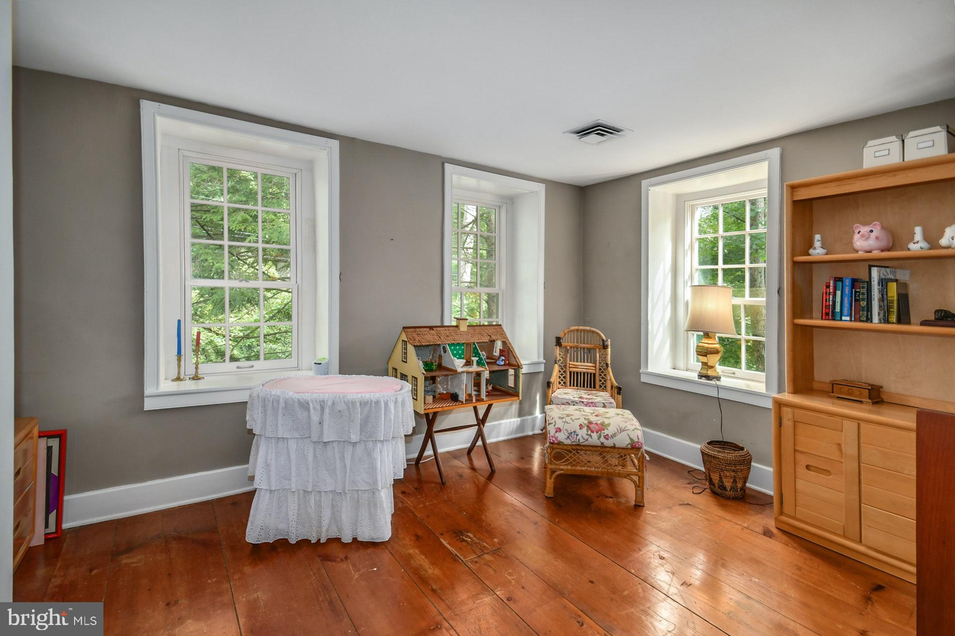 2536 Riverbend Road Allentown, PA 18103 - Photo 29 of 48 Gallery Image 29