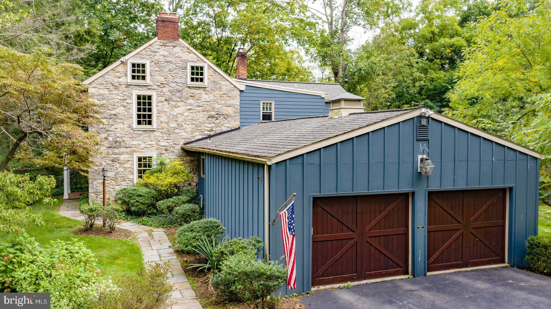 2536 Riverbend Road Allentown, PA 18103 - Photo 5 of 48 Gallery Image 5