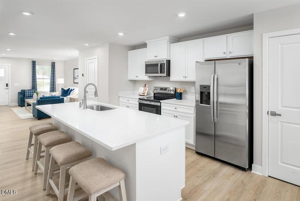 Model Kitchen Counter 3