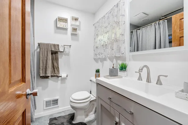 $274,900 | 27506 Lorraine Avenue, Warren, MI 48093