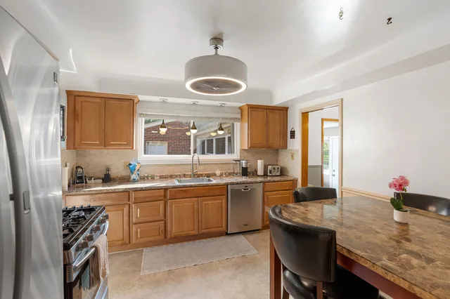 $274,900 | 27506 Lorraine Avenue, Warren, MI 48093