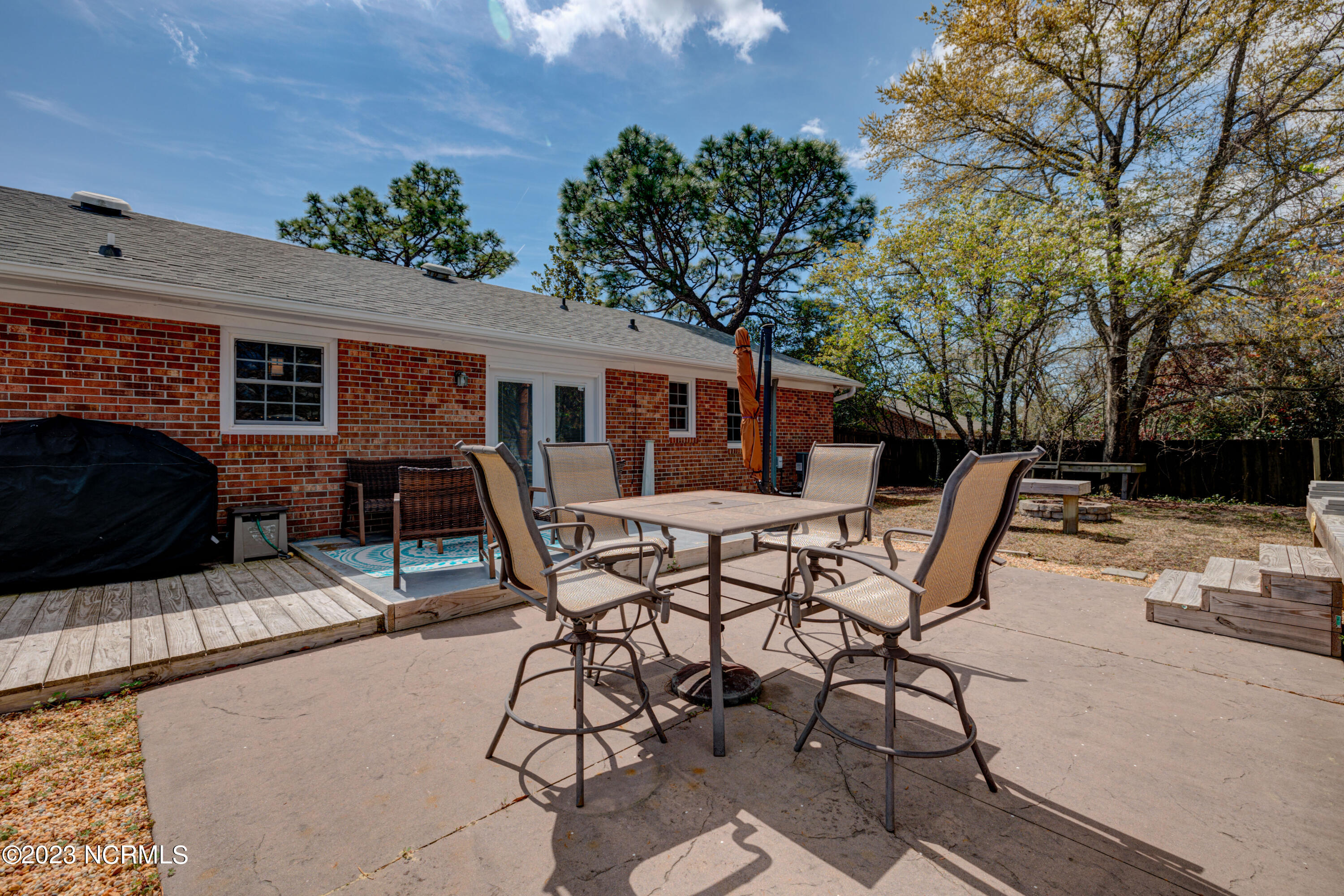 406 Redwood Road Wilmington, NC 28412 - Photo 13 of 38 406RedwoodEdit-13
