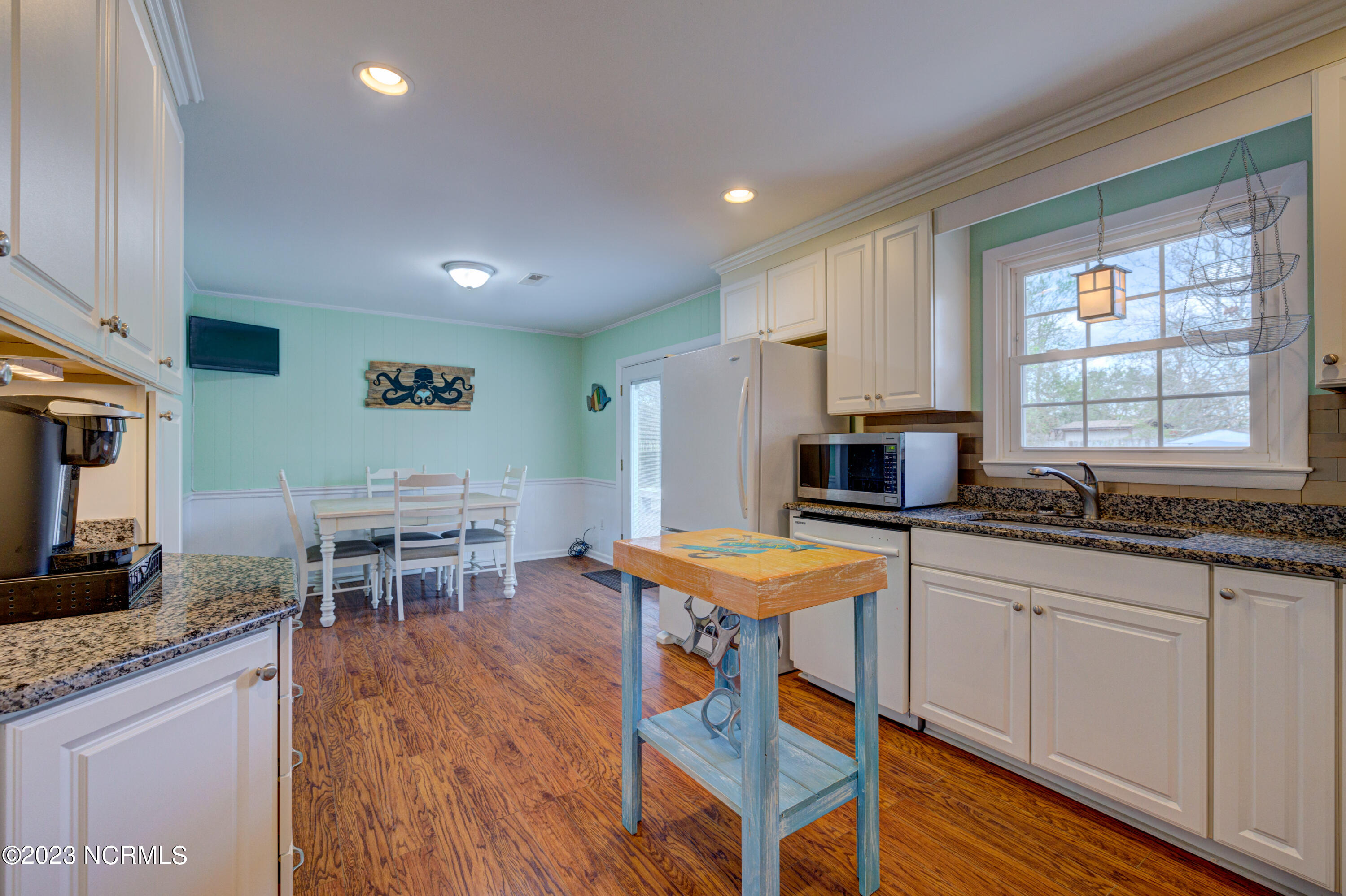 406 Redwood Road Wilmington, NC 28412 - Photo 26 of 38 406RedwoodEdit-26