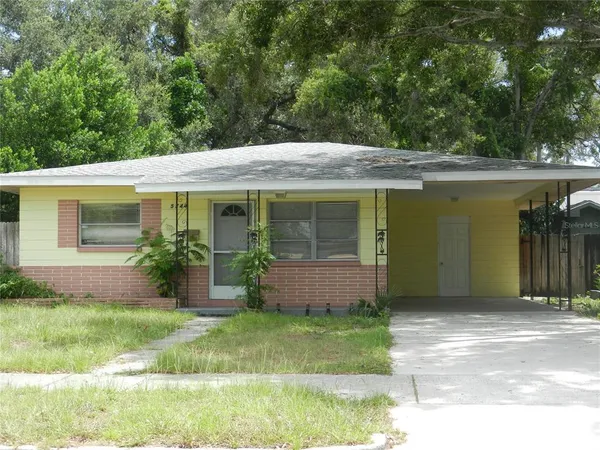 $2,150 | 5744 2nd Avenue North, St. Petersburg, FL 33710