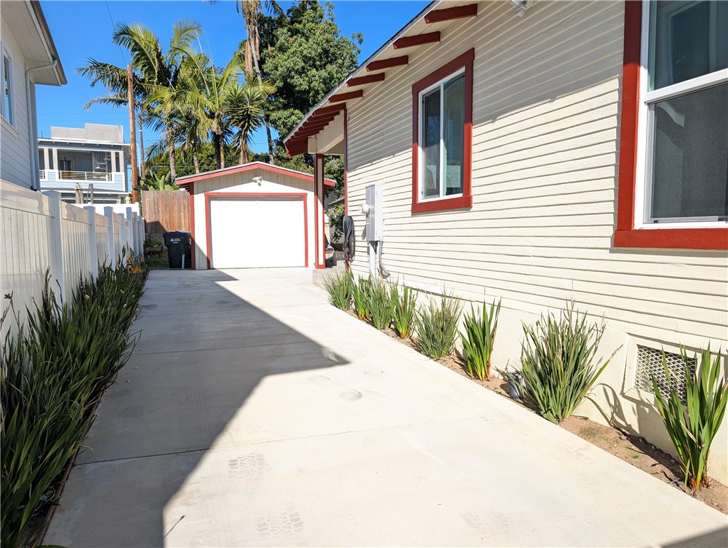 1041 2nd Street Hermosa Beach, CA 90254 - Photo 15 of 20 Private Gated Driveway with Tesla Charger