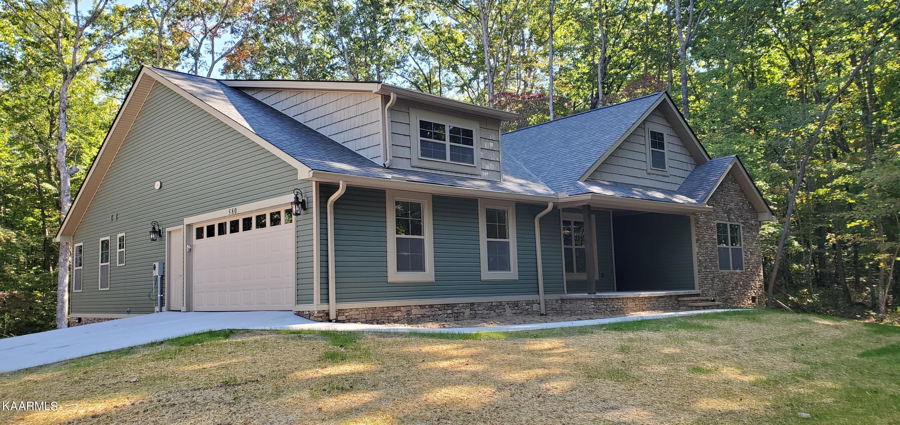 580 Cliff Park Road Monterey, TN 38574 - Photo 3 of 6 20221004_095148