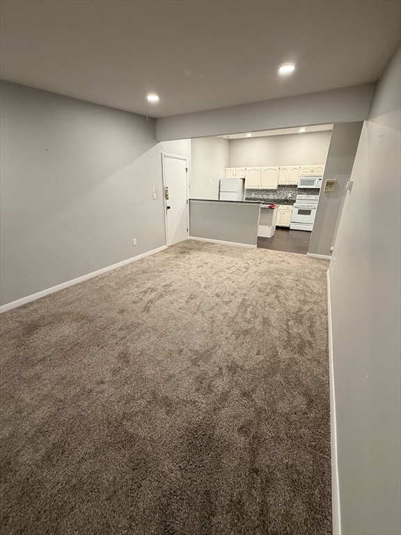 74 Beach Street, Unit 211 Woburn, MA 01801 - Photo 2 of 11