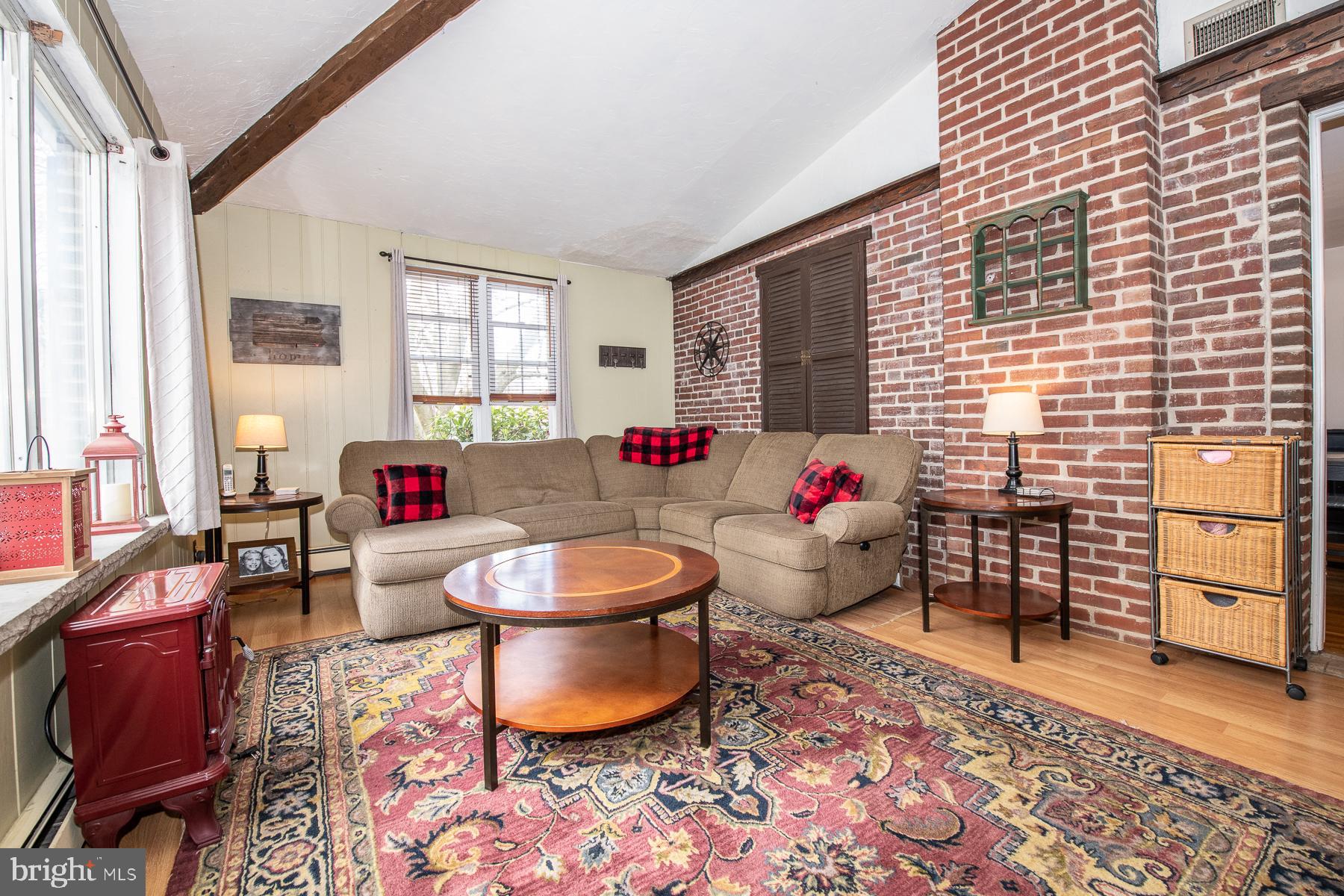 24 Holbrook Road Havertown, PA 19083 - Photo 13 of 40 Lots of space for gatherings
