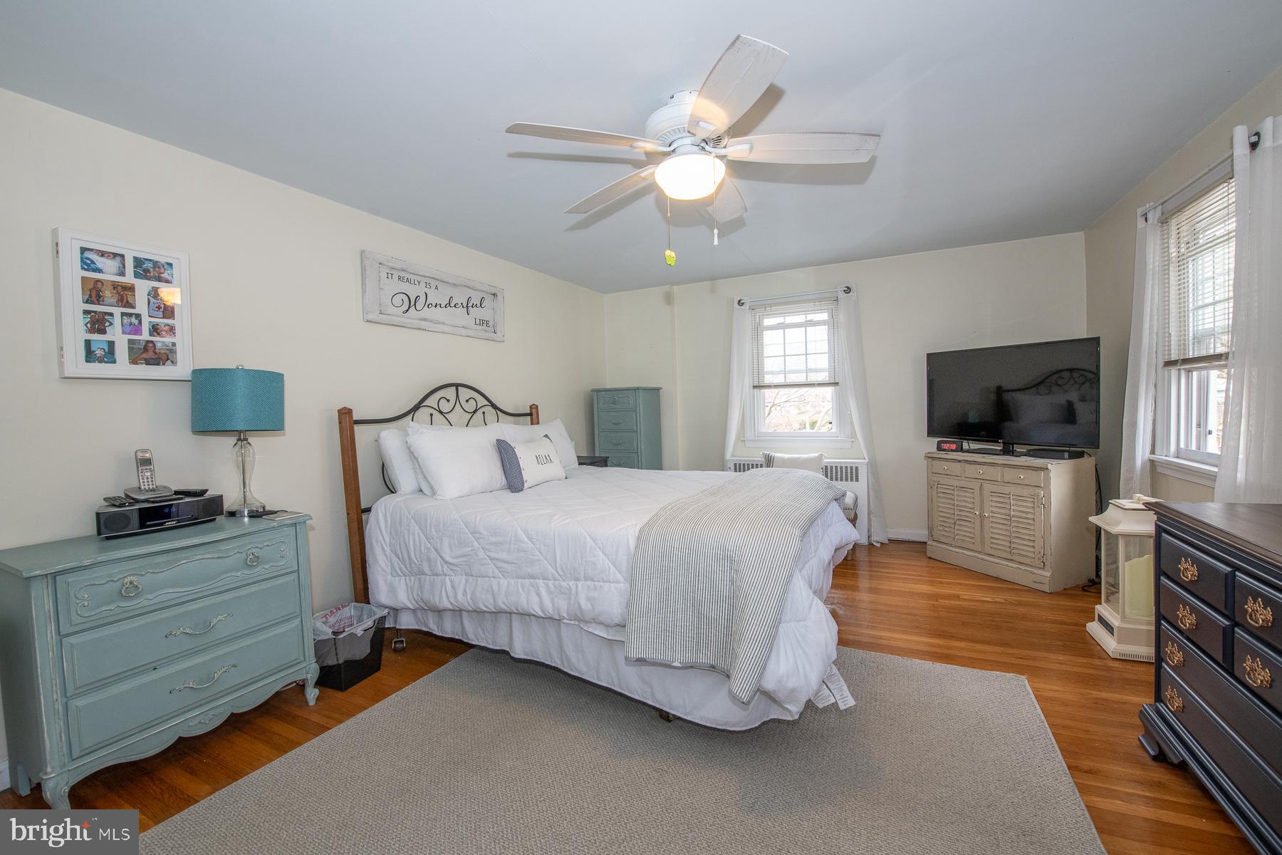 24 Holbrook Road Havertown, PA 19083 - Photo 28 of 40 Hardwood flooring and ceiling fan