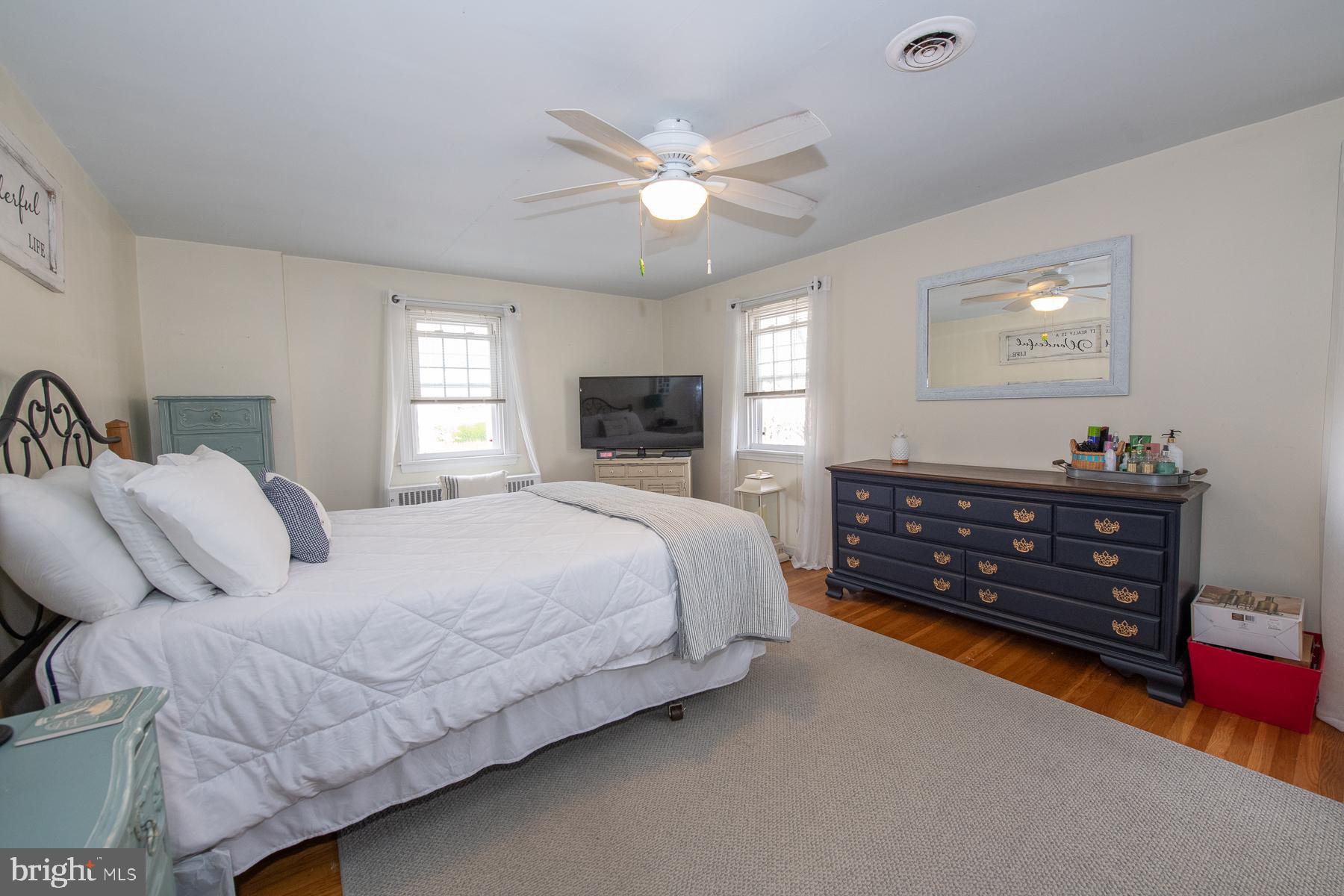 24 Holbrook Road Havertown, PA 19083 - Photo 31 of 40 Another Master bedroom view