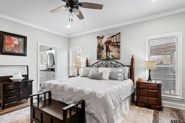 $294,000 | 200 North Bois D Arc Street, Van, TX 75790