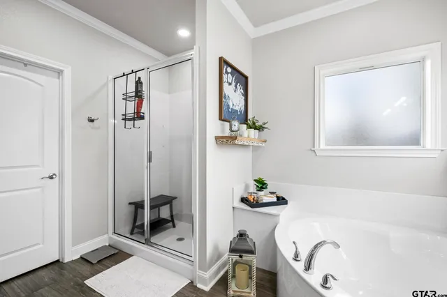 $294,000 | 200 North Bois D Arc Street, Van, TX 75790