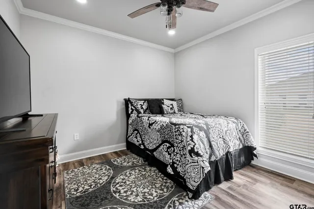 $294,000 | 200 North Bois D Arc Street, Van, TX 75790