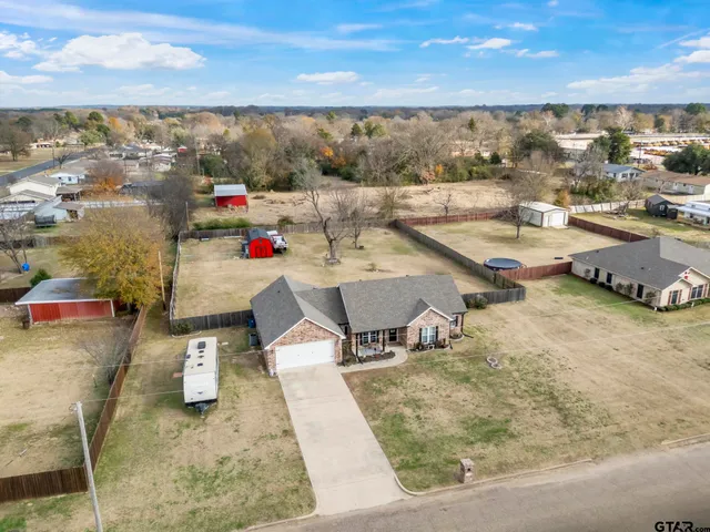 $294,000 | 200 North Bois D Arc Street, Van, TX 75790