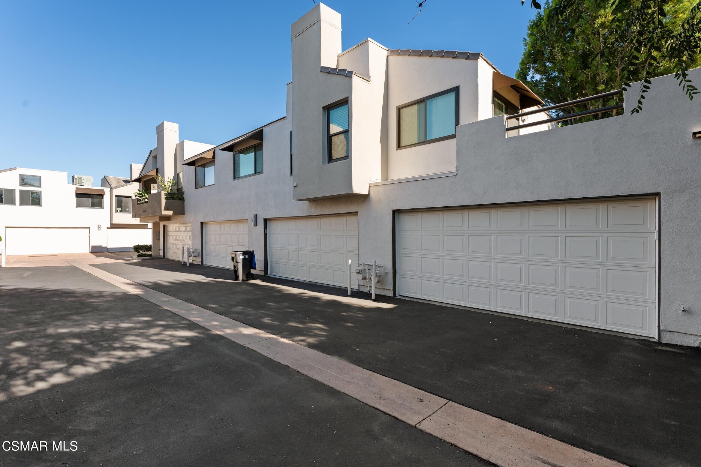 4265 Las Virgenes Road, Unit 4 Calabasas, CA 91302 - Photo 3 of 26 4265 Las Virgenes Rd #4_40