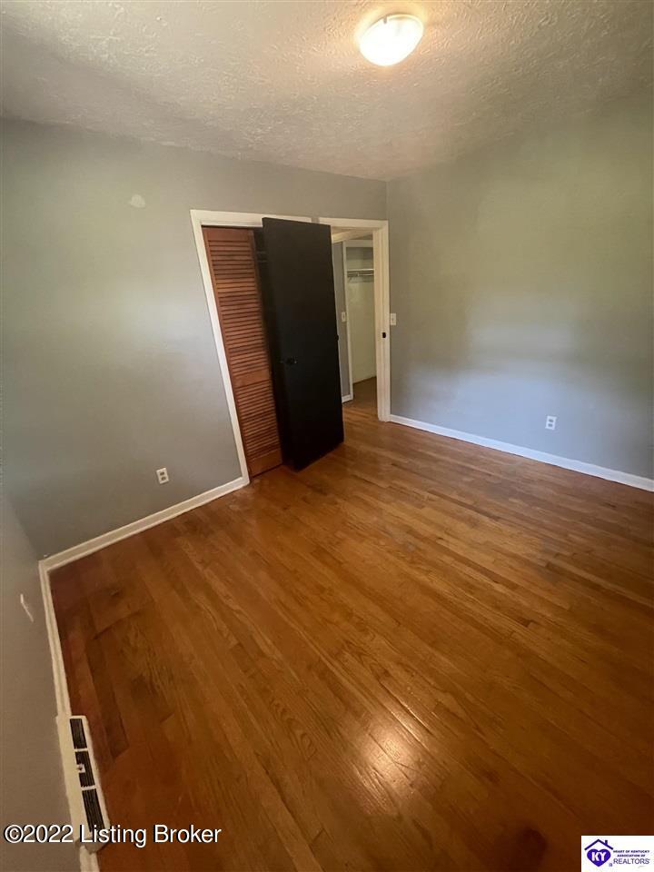 1216 Old State Road Brandenburg, KY 40108 - Photo 30 of 45 1251105-29