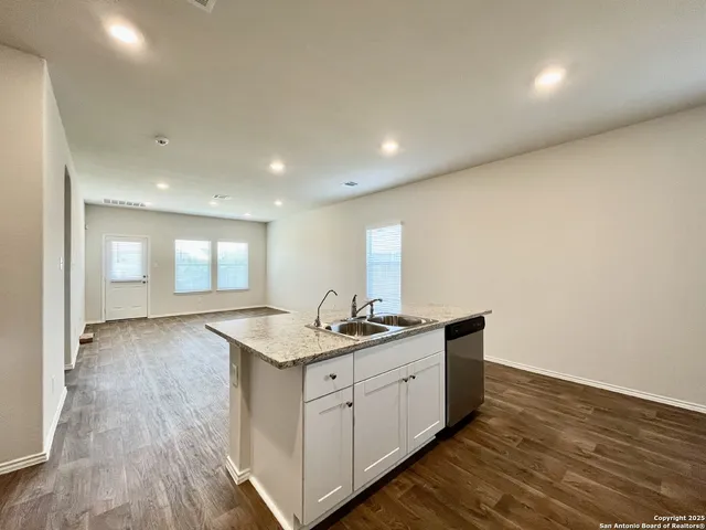 $1,775 | 12230 Mulberry Creek, San Antonio, TX 78245