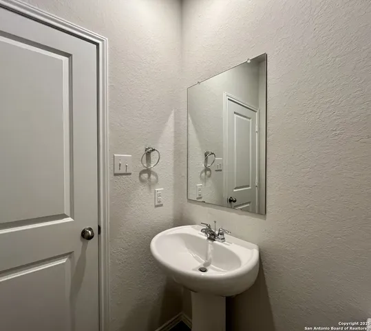 $1,775 | 12230 Mulberry Creek, San Antonio, TX 78245