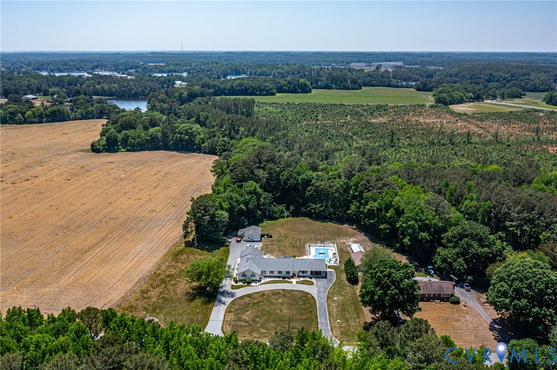 4400 Hacks Neck Road Heathsville, VA 22473 - Photo 2 of 78