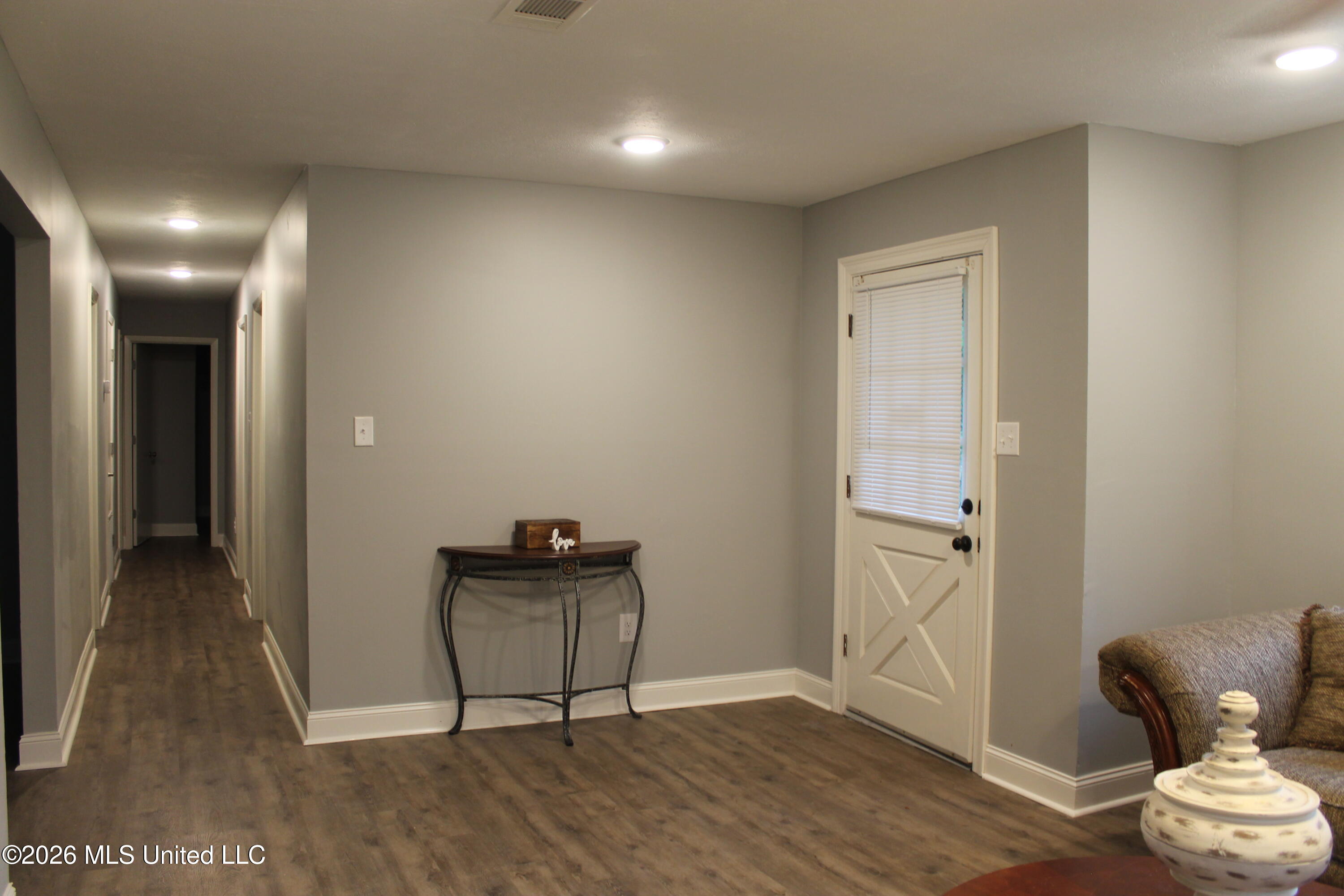 461 B Roberts Road Canton, MS 39046 - Photo 6 of 23 IMG_0106