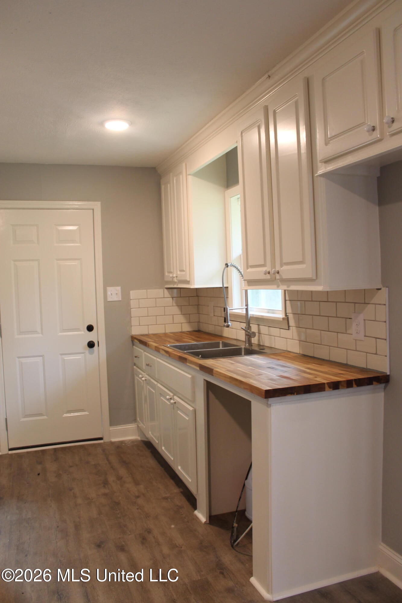 461 B Roberts Road Canton, MS 39046 - Photo 10 of 23 IMG_0081