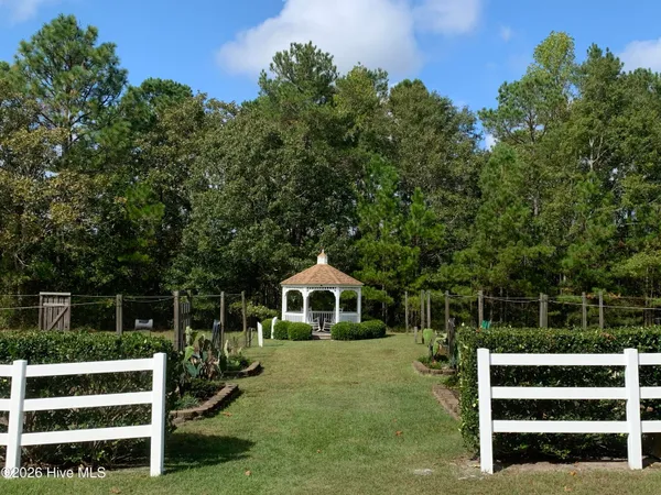 $610,000 | 307 Jarret Bay Court Southeast, Bolivia, NC 28422