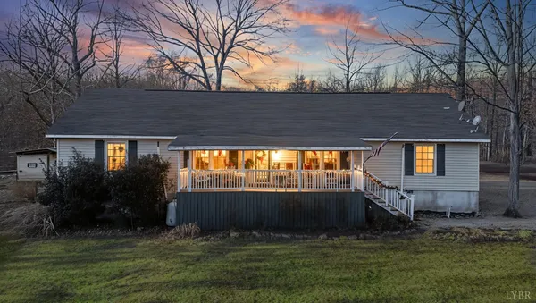 $425,000 | 307 Brook Lane, Concord, VA 24538