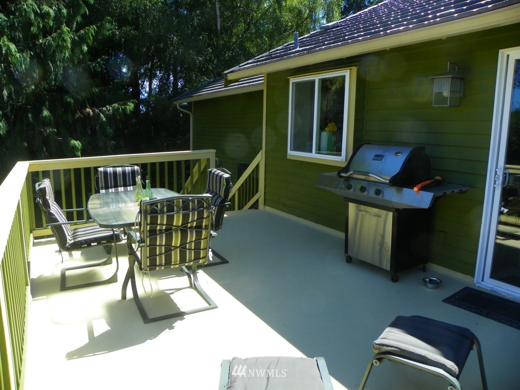 413 169th Street Southeast Bothell, WA 98012 - Photo 18 of 25