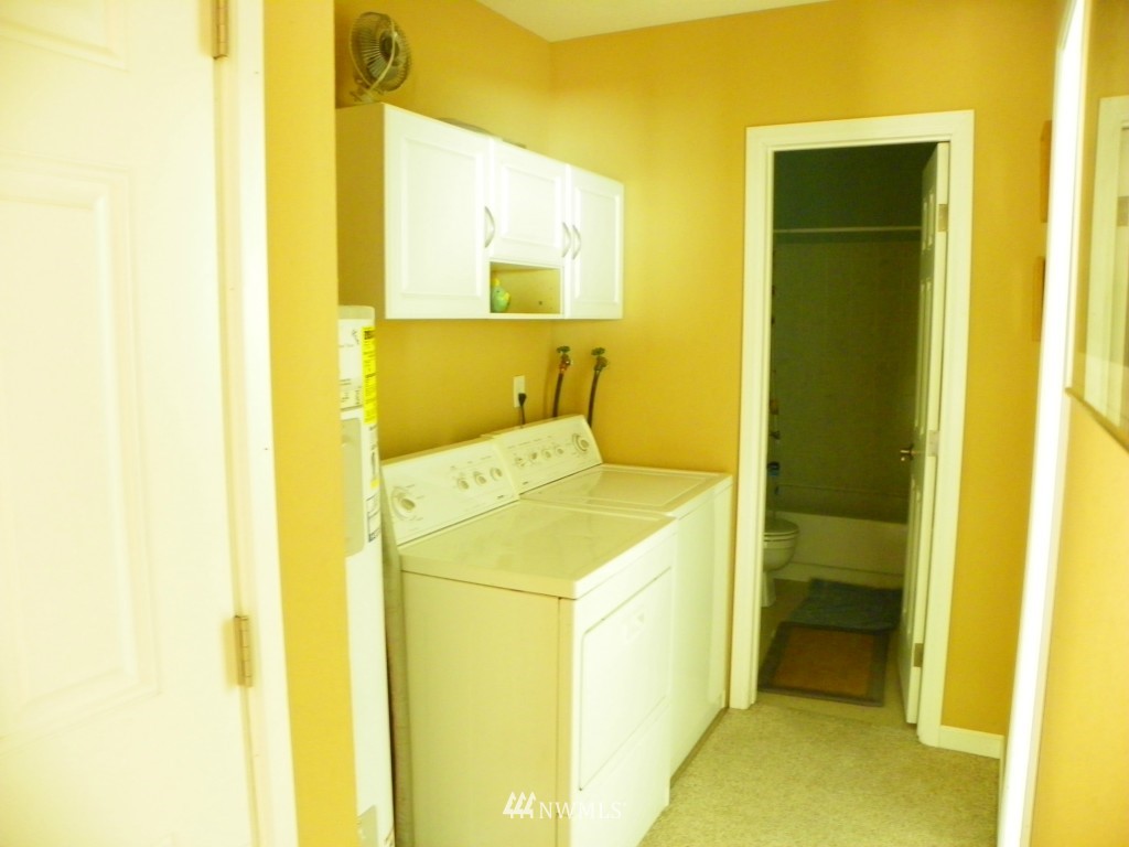 413 169th Street Southeast Bothell, WA 98012 - Photo 22 of 25