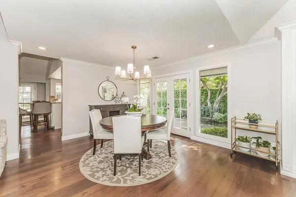 $784,900 | 598 East Serena Avenue, Fresno, CA 93720