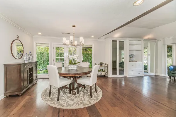 $784,900 | 598 East Serena Avenue, Fresno, CA 93720