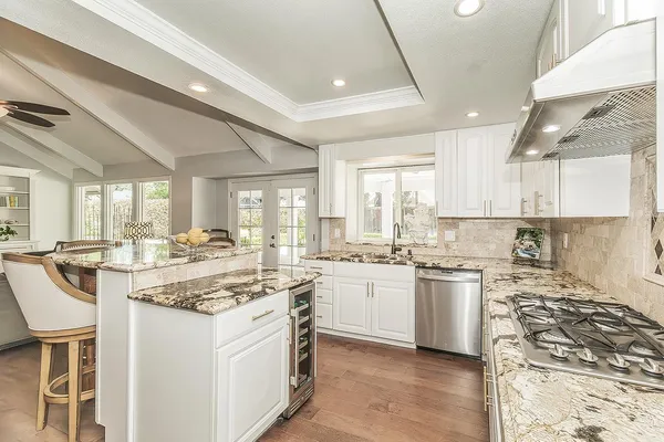 $784,900 | 598 East Serena Avenue, Fresno, CA 93720