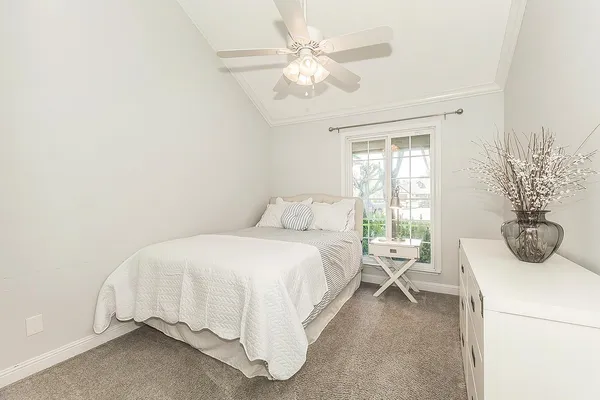 $784,900 | 598 East Serena Avenue, Fresno, CA 93720