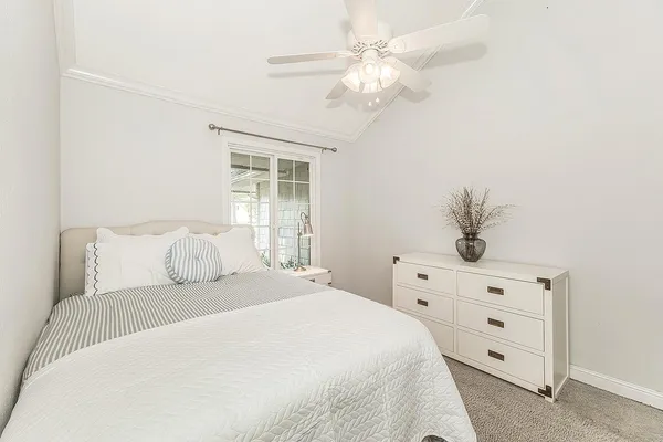 $784,900 | 598 East Serena Avenue, Fresno, CA 93720