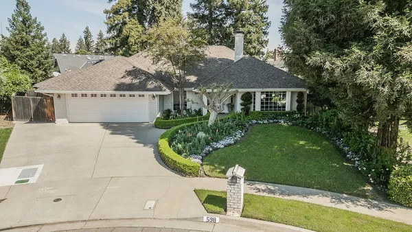 $784,900 | 598 East Serena Avenue, Fresno, CA 93720