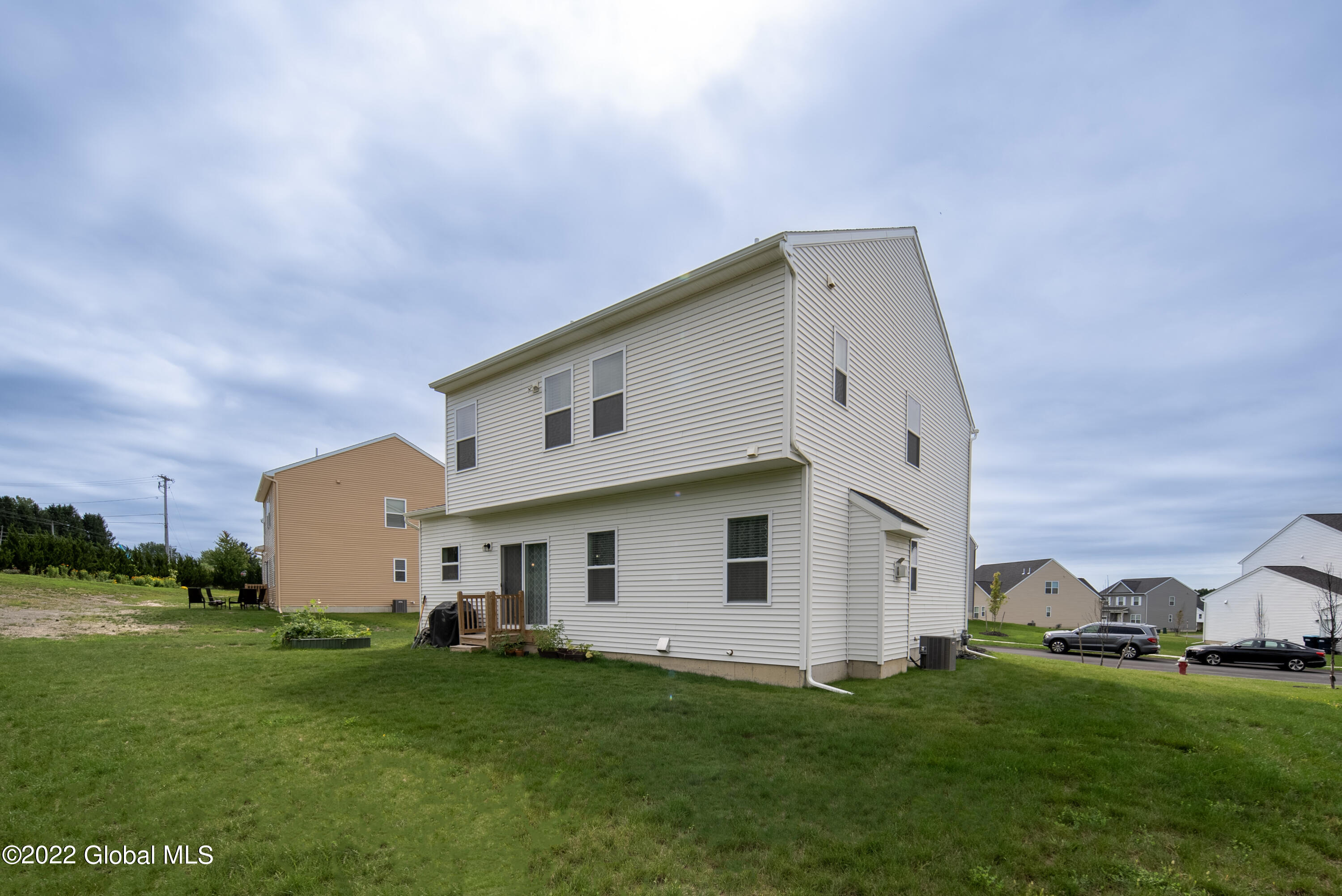 7 Cove Road Colonie, NY 12047 - Photo 39 of 45 039