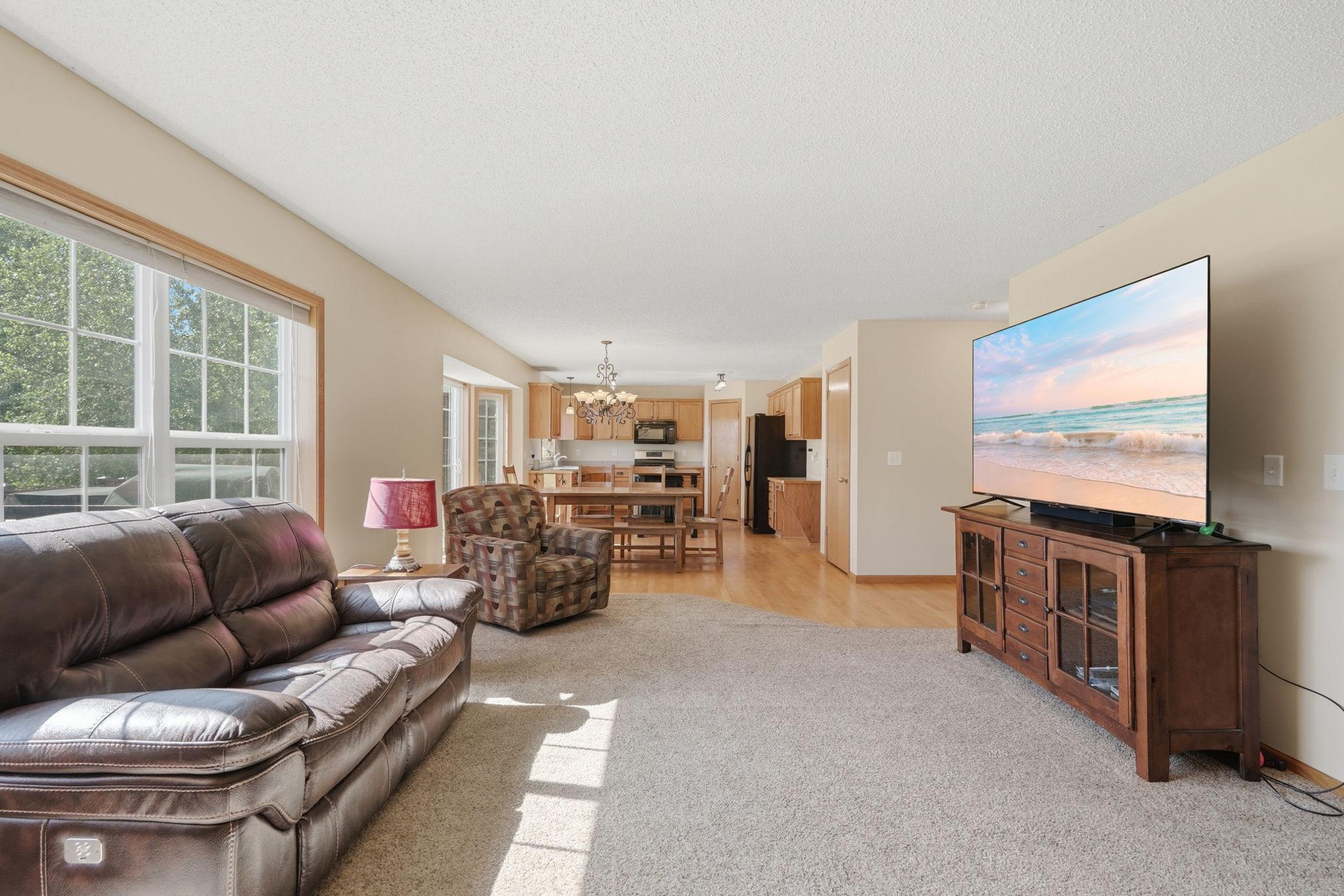 2208 Saddlebrook Road Buffalo, MN 55313 - Photo 4 of 42 Gallery Image 4