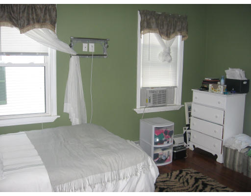 36-38 Newcastle Road Boston, MA 02135 - Photo 7 of 22 Gallery Image 7