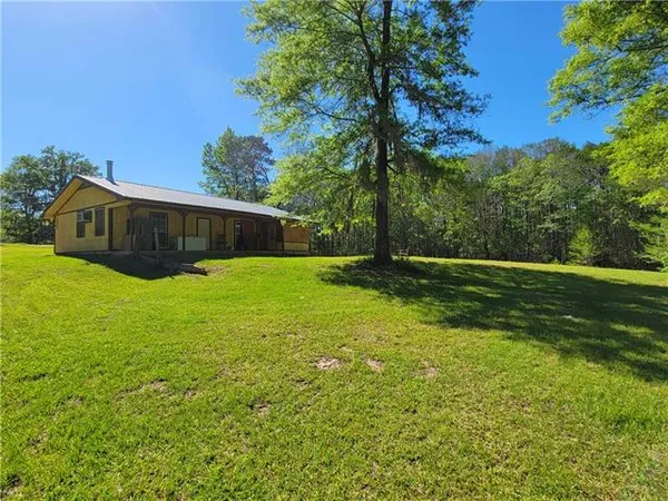 $98,000 | 176 Harbor Estate Road, Campti, LA 71411