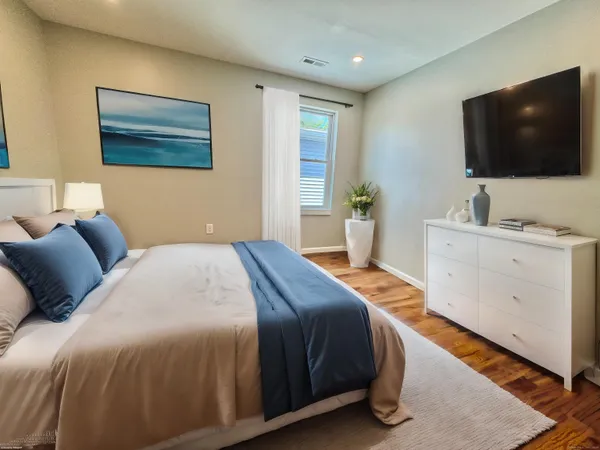 $3,000 | 109 Churchill Street, Fairfield, CT 06824