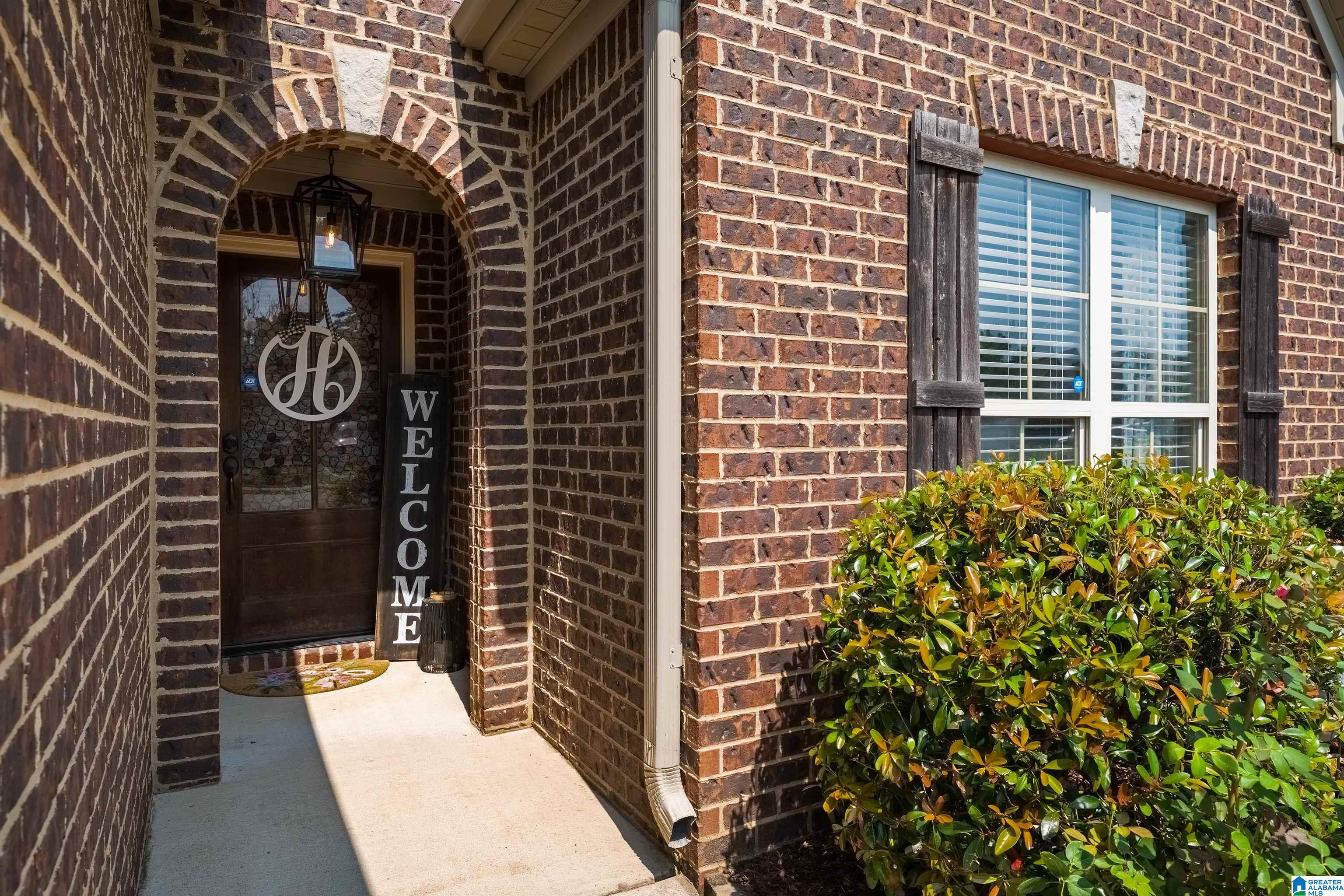 216 Falling Waters Way Alabaster, AL 35114 - Photo 4 of 27