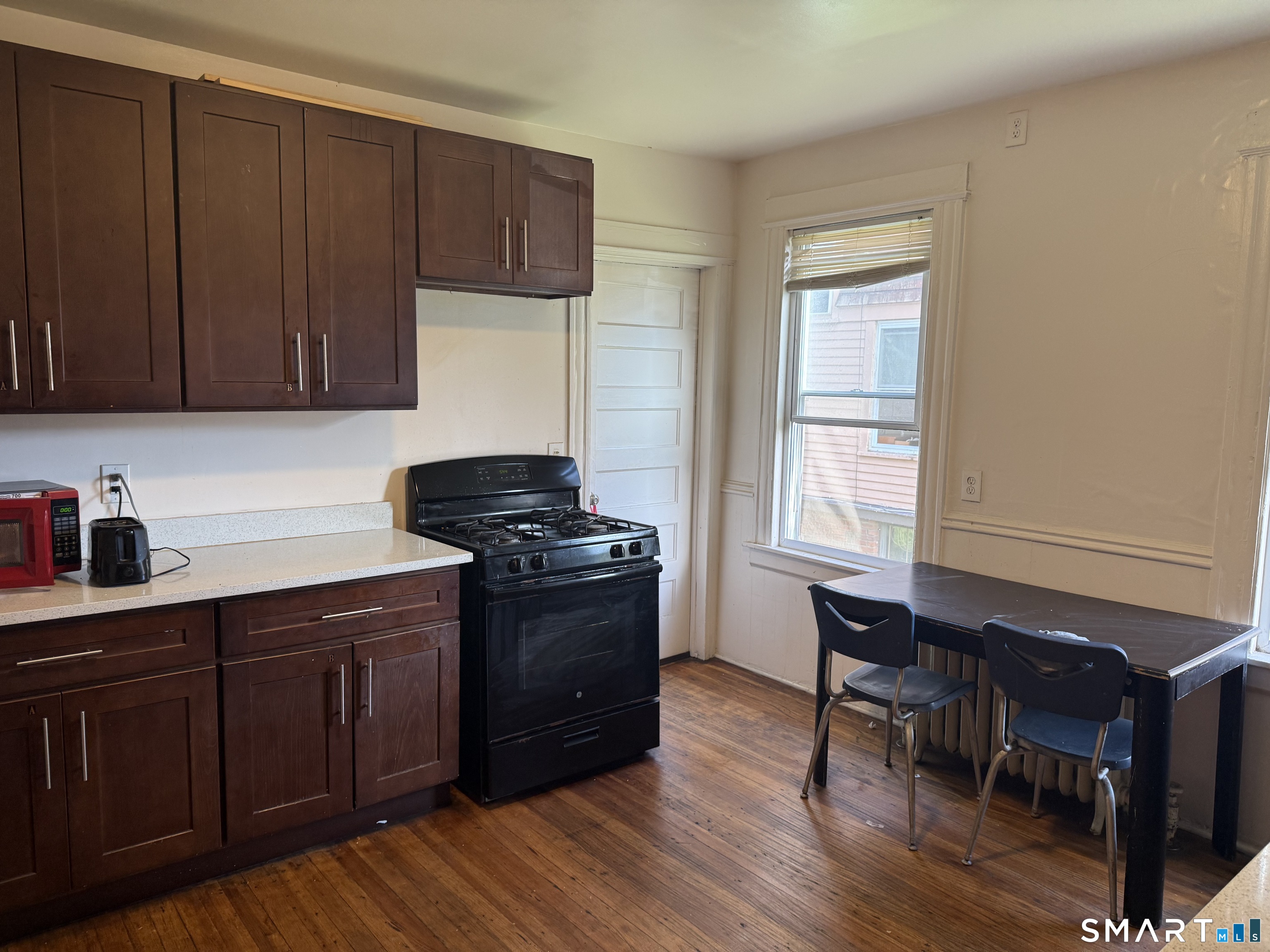 59 Myrtle Avenue Bridgeport, CT 06604 - Photo 9 of 34